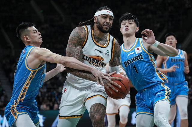 京辽上演拉锯苦战！卫冕冠军强度拉满啃下开门红