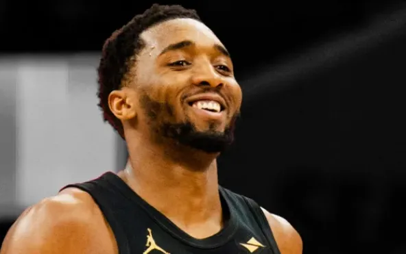 米切尔用600场得到15000分，现役第三快&amp;amp;仅次于詹姆斯杜兰特